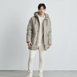 Everlane Men's ReNew Long Parka/Winter Coat - Field Green